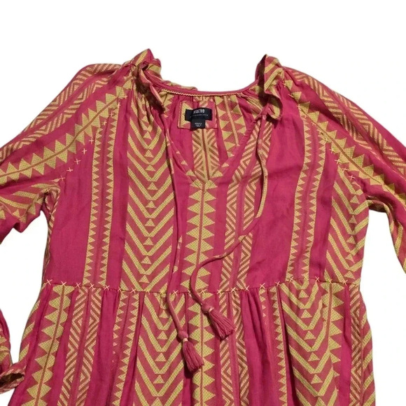 Maeve by Anthropologie Size SmallPretty Pink and Green Dress With Longsleeve - Picture 2 of 8